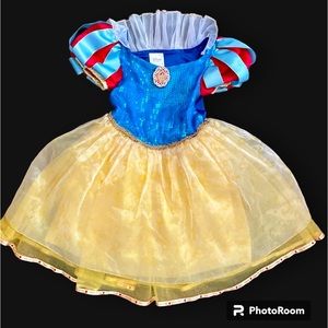 Disney Store SNOW WHITE 🍎 dress size 4 - GUC